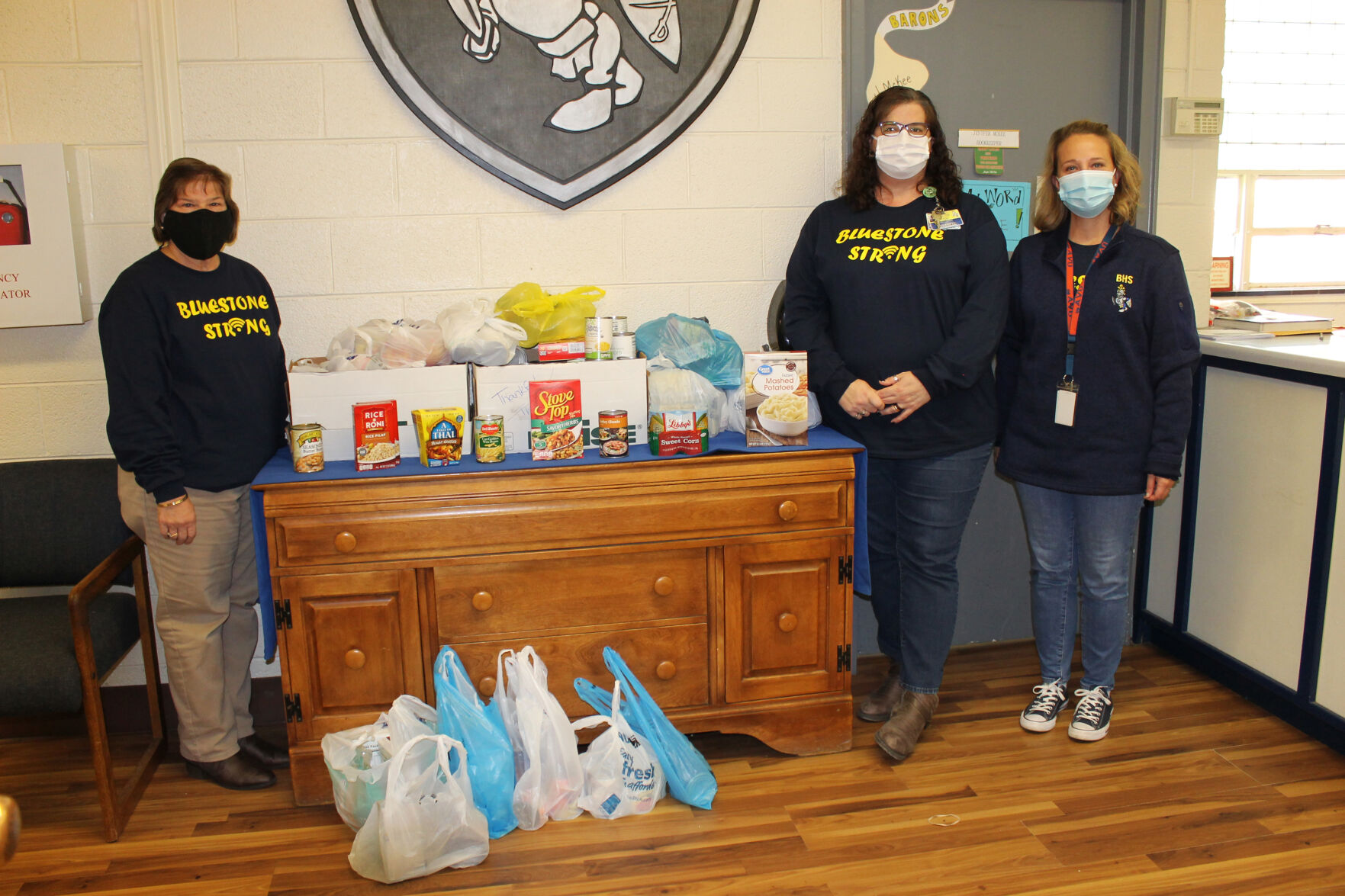 Local NWTF donates turkeys for Thanksgiving dinner